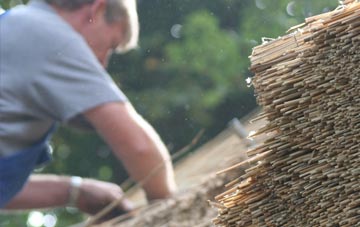 professional Black Barn thatchers